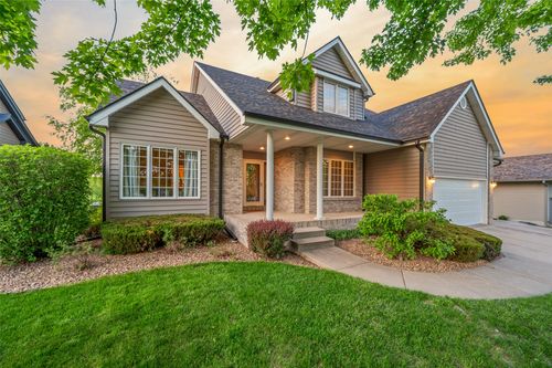 4920 Claremont Ct, Pleasant Hill, IA, 50327-7087 | Card Image