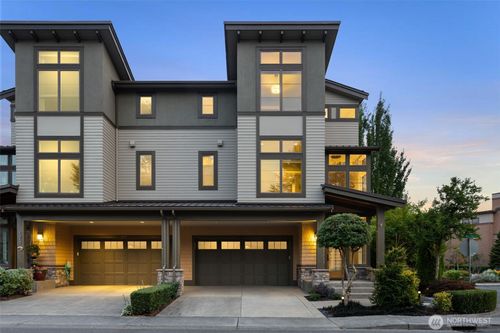 1211 N 42nd Pl, Renton, WA, 98056-2170 | Card Image