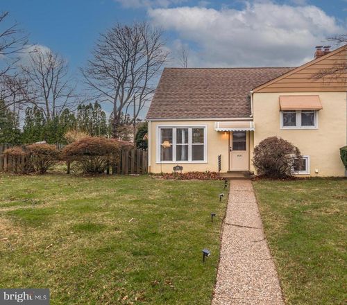 836 Clyde Ln, PHILADELPHIA, PA, 19128-1106 | Card Image