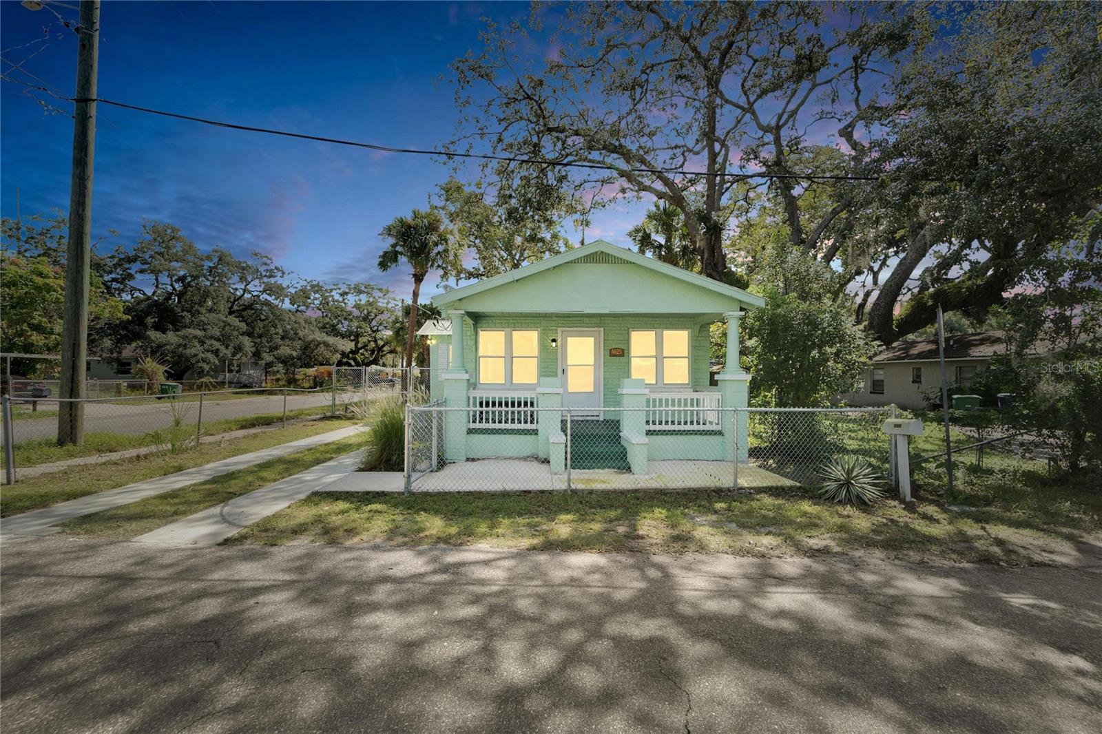 Courtland St, Tampa, FL 33610