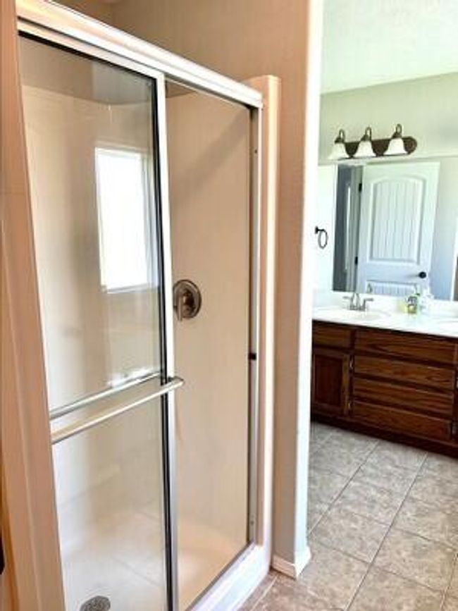 Master Shower | Image 23