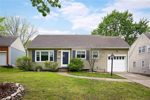 5322 Juniper Dr, Roeland Park, KS, 66205-2225 | Card Image