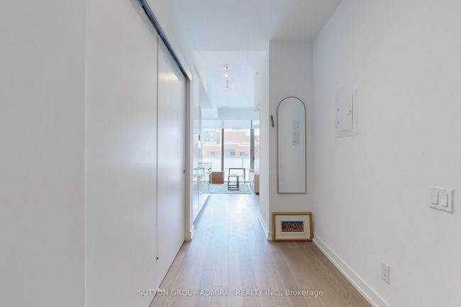 901 - 161 Roehampton Ave, Condo with 2 bedrooms, 1 bathrooms and null parking in Toronto ON | Image 21