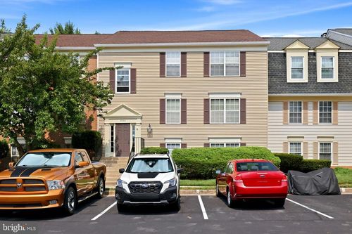 201-9220 Caspian Way, MANASSAS, VA, 20110-6182 | Card Image