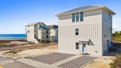 9106 W Highway 98, Port St. Joe, FL, 32456-6002 | Card Image