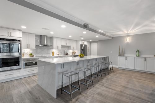 705-777 Bayshore Dr, Fort Lauderdale, FL, 33304-3934 | Card Image