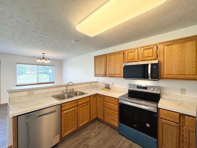 1630 Sawyer St, Townhouse with 3 bedrooms, 3 bathrooms and 2 parking in Lincoln NE | Image 5