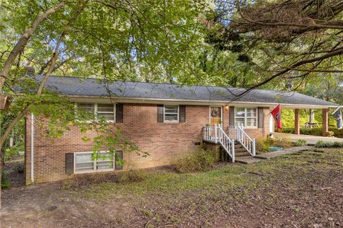 201 Torrington Rd, Walhalla, SC, 29691-1632 | Card Image