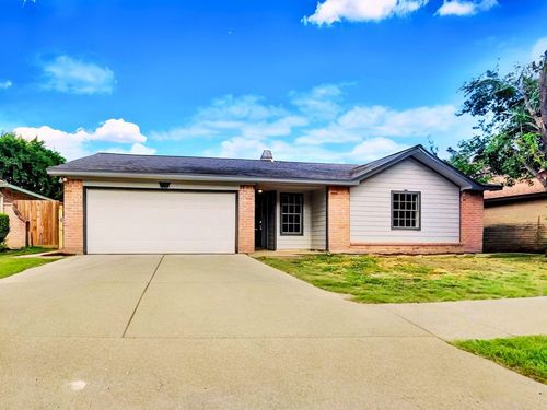 7422 Breccia Dr, Houston, TX, 77041-1705 | Card Image