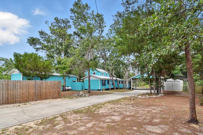 112 8 Th St E, House other with 4 bedrooms, 3 bathrooms and 1 parking in STEINHATCHEE FL | Image 10