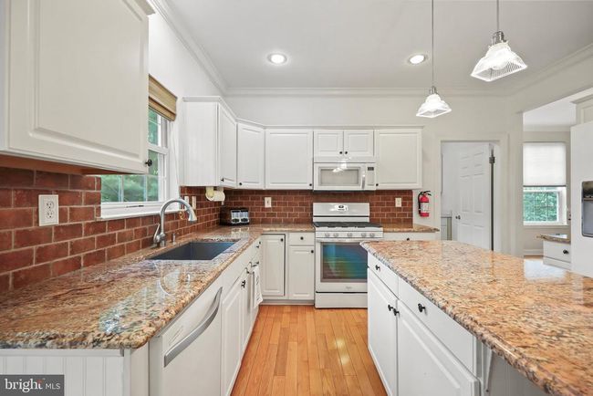 18 Navesink Dr, House other with 4 bedrooms, 3 bathrooms and null parking in Pennington NJ | Image 17
