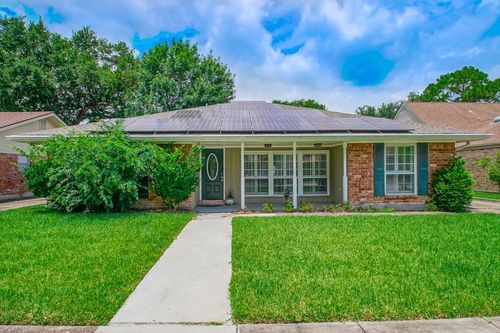 3511 Rue Mignon, New Orleans, LA, 70131-7225 | Card Image