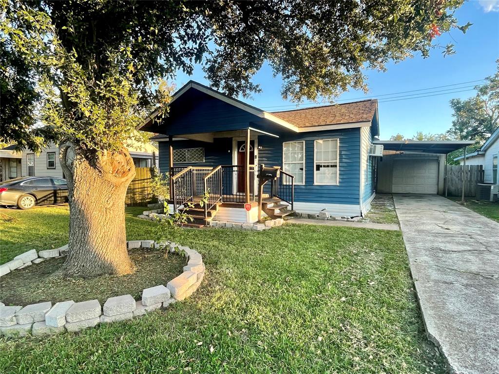 Schilling St, Baytown, TX 77520