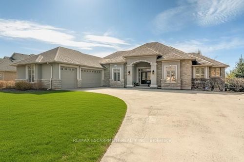 1318 Concession 6 W, Millgrove, ON, L8B1N1 | Card Image