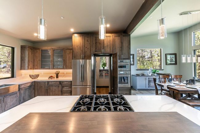 11711 Ghirard Rd, House other with 5 bedrooms, 3 bathrooms and null parking in Truckee CA | Image 4