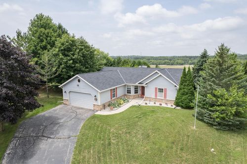 W4743 Scott St, Lebanon, WI, 53047-1208 | Card Image