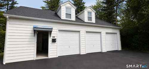 Garage -365 Circular Avenue, Hamden, CT, 06514 | Card Image