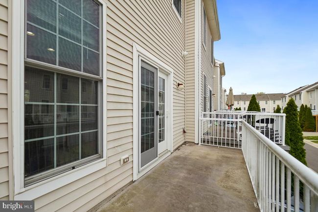 42812 Smallwood Ter, Townhouse with 3 bedrooms, 4 bathrooms and null parking in CHANTILLY VA | Image 25