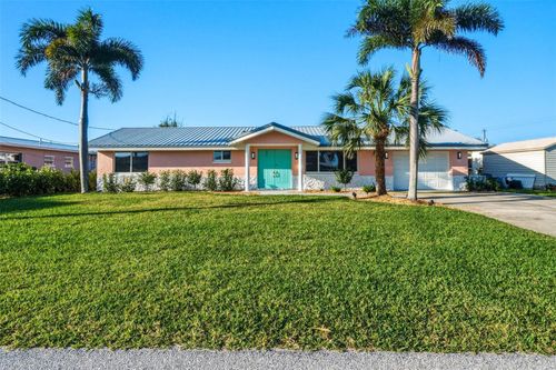 105 Leland St Se, PORT CHARLOTTE, FL, 33952-9128 | Card Image