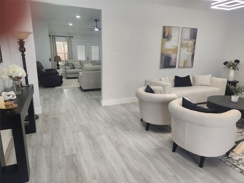 6413 Stilwell Rd, Plano, TX, 75023-3946 | Card Image