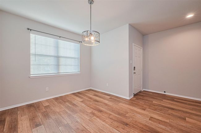 Dining Area | Image 10