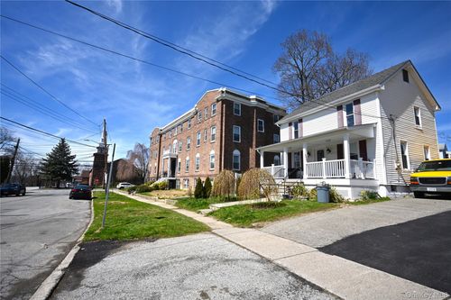1 Agate Ave, Ossining, NY, 10562-5901 | Card Image