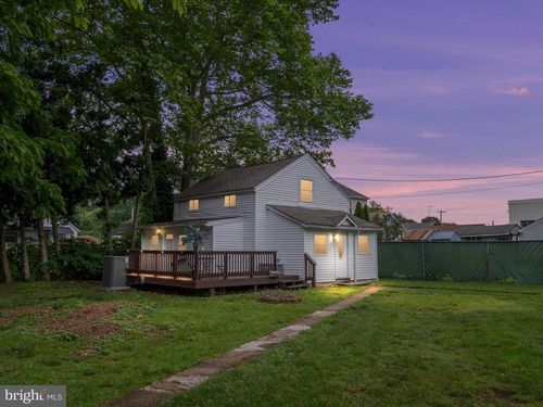 11 Forrest Ave, WILMINGTON, DE, 19805-5016 | Card Image