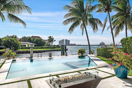 1021 Coral Way, Riviera Beach, FL, 33404-2708 | Card Image