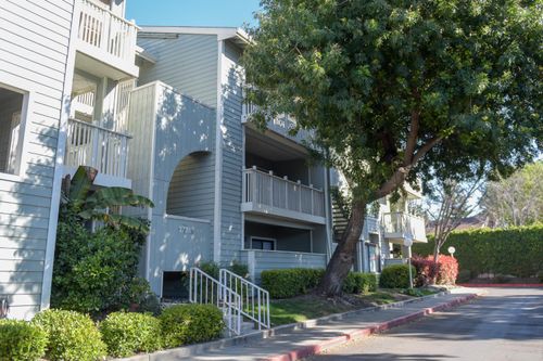203-37311 Aspenwood Cmn, Fremont, CA, 94536-3682 | Card Image