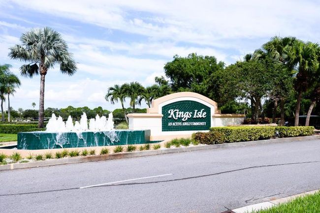 1162 Nw Lombardy Dr, Condo with 2 bedrooms, 2 bathrooms and null parking in Port St Lucie FL | Image 42