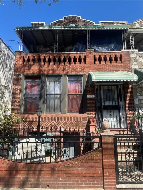 569 Chester Street, Brooklyn, NY, 11212 | Card Image