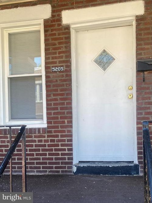 5205 Glenloch St, PHILADELPHIA, PA, 19124-1509 | Card Image