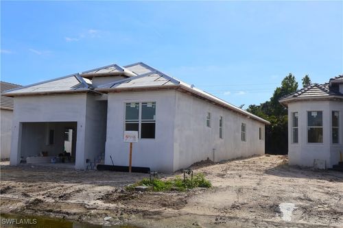 2553 Linda Dr, NAPLES, FL, 34112-6333 | Card Image