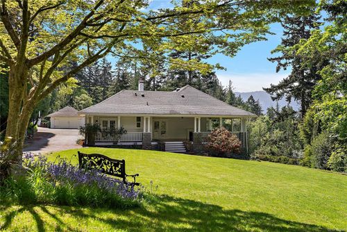 600 Seacliffe Rd, North Saanich, BC, V8L5W1 | Card Image
