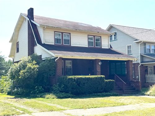 140 E Edison Ave, New Castle, PA, 16101-2366 | Card Image