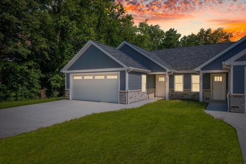 205 E Fairfield St, Fisher, IL, 61843 | Card Image