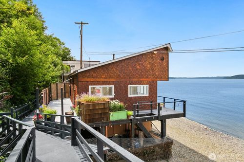 6522 Whitman St Ne, Tacoma, WA, 98422-1031 | Card Image