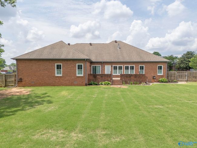 103 Nobleton Ln Nw, House other with 3 bedrooms, 3 bathrooms and null parking in Huntsville AL | Image 4