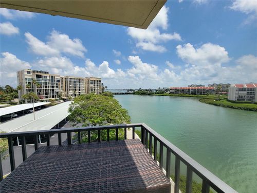 408-7600 Sun Island Dr S, SOUTH PASADENA, FL, 33707-4470 | Card Image