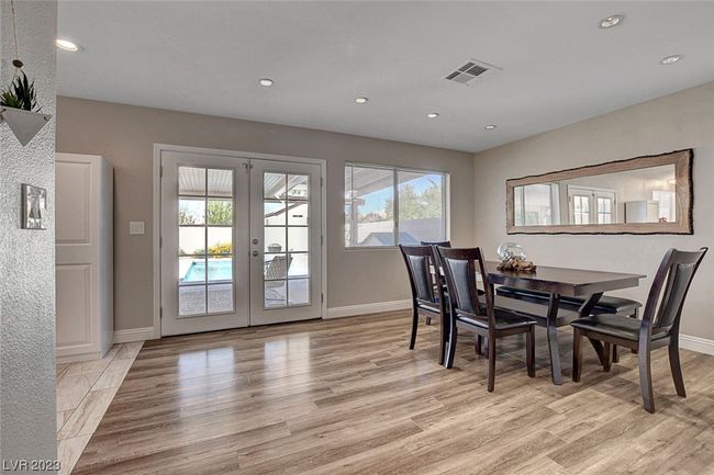 9324 Chilly Pond Ave, House other with 5 bedrooms, 3 bathrooms and null parking in Las Vegas NV | Image 12