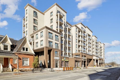 {{alt}} | Card Image