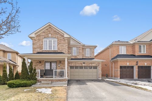 73 Crowther Dr, Newmarket, ON, L3X3G4 | Card Image