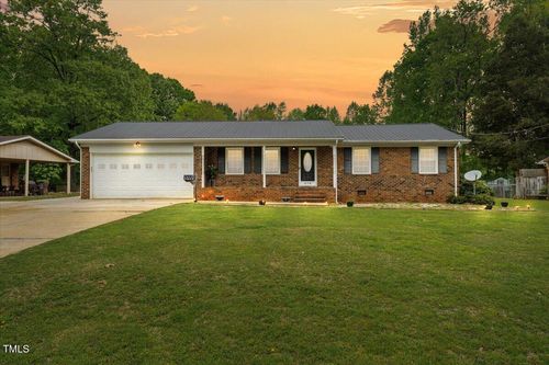 410 W Tenth Street, Siler City, NC, 27344 | Card Image