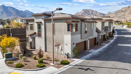633 Infinity Ridge St, Las Vegas, NV, 89138-6483 | Card Image