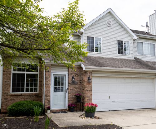 5704 Carrousel Dr, Indianapolis, IN, 46254-1666 | Card Image