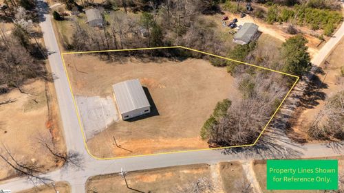 204 Woodberry Dr, Laurens, SC, 29360-8719 | Card Image