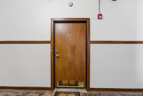 1395 Antietam Ave, Detroit, MI, 48207-2818 | Card Image