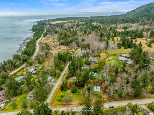 915 Mount Rd, Hornby Island, BC, V0R1Z0 | Card Image