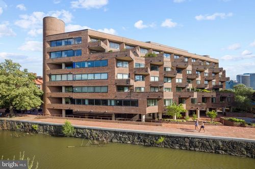 apt-402-1015 33rd St Nw, WASHINGTON, DC, 20007-3524 | Card Image