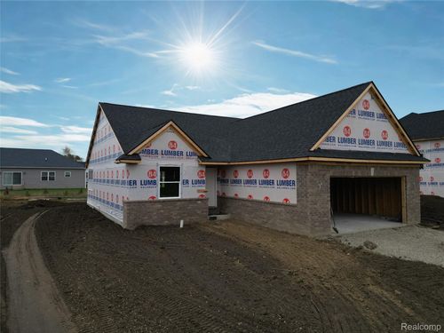10190 Hunt Dr, Davison, MI, 48423-3517 | Card Image
